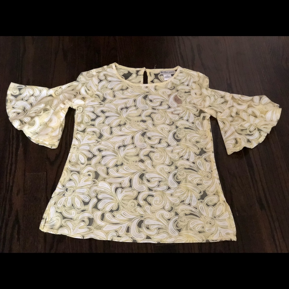 Lacy bell sleeve top